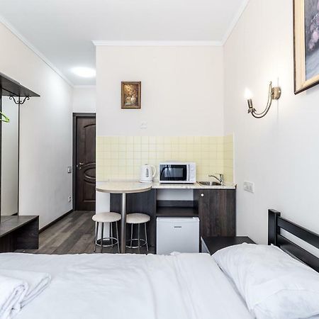 Opera House Apartment 2 Lviv Eksteriør bilde